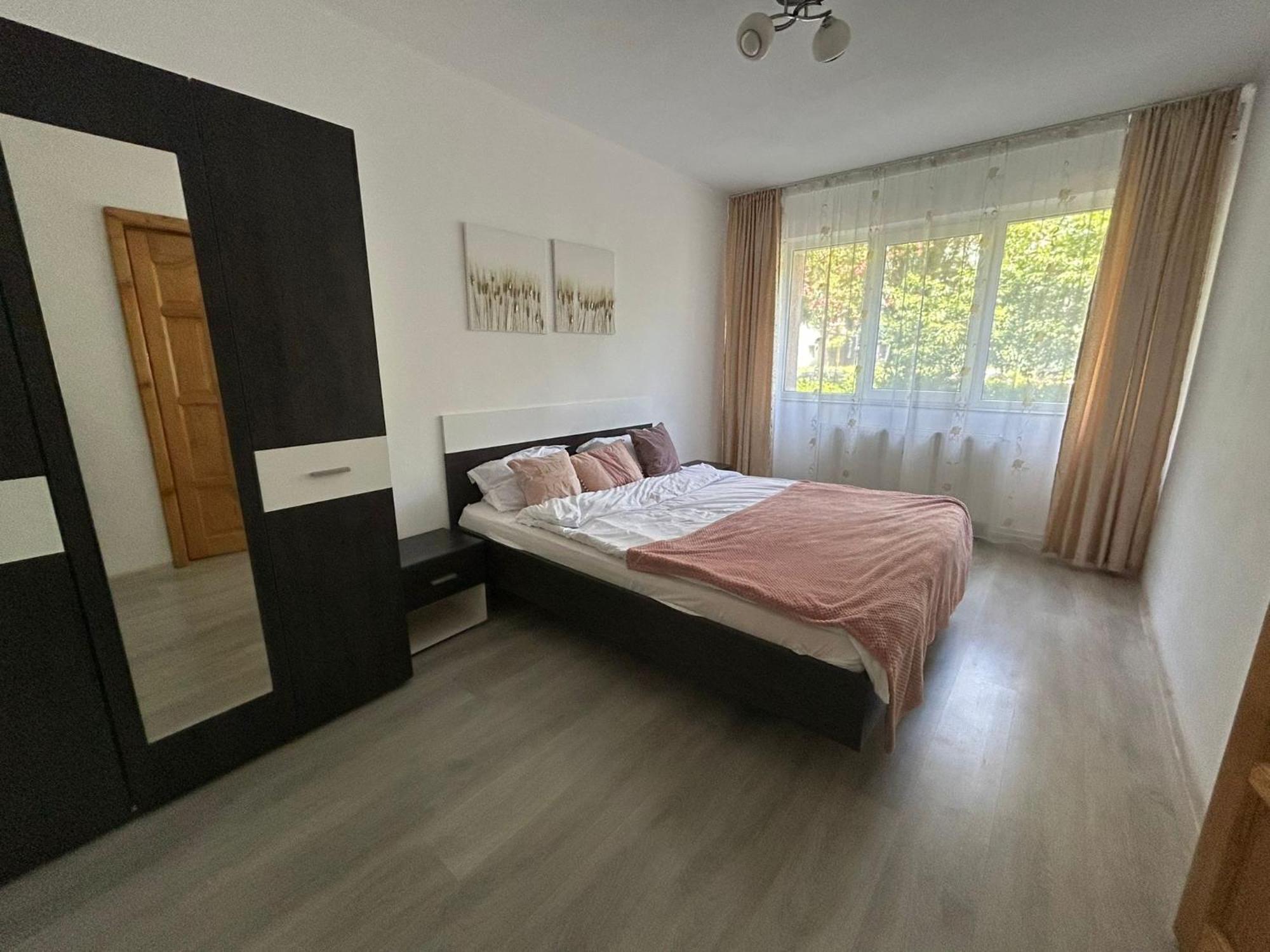 Aparthotel Brasov Neptun Exterior photo